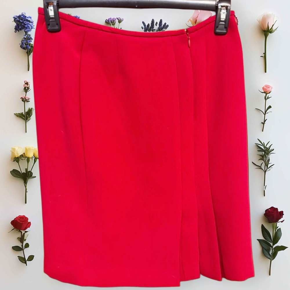 Elegant Red Fully Lined Women's Skirt size 12P